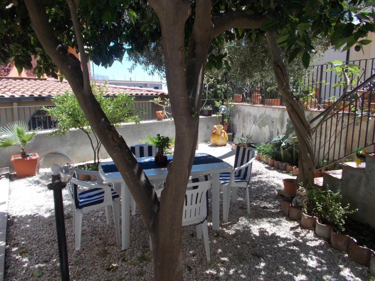 Villa Il Melograno Taormina Buitenkant foto
